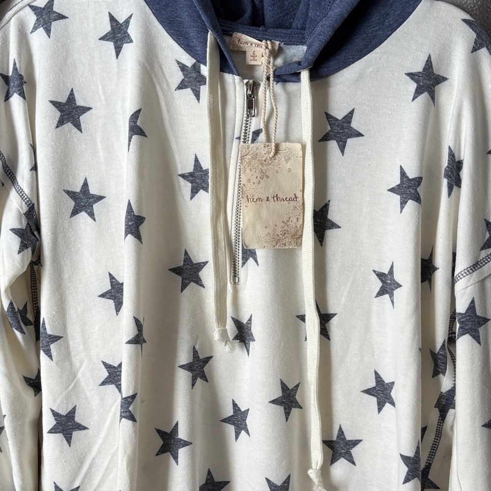 NWT HEM & THREAD Star Patterned Hoodie - Picture 4 of 6
